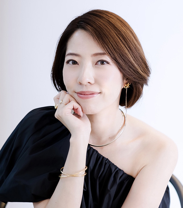 倉橋麻央